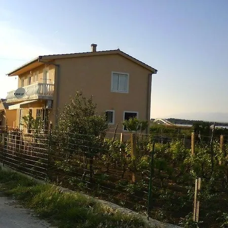 In With Sea View, Balcony, Air Conditioning, W-lan 667-1